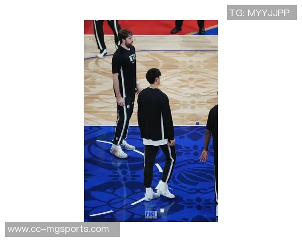 曾凡博在篮网首秀穿韦德之道12展现出色表现引发球迷热议 曾凡博在篮网首秀穿韦德之道12展现出色表现引发球迷热议