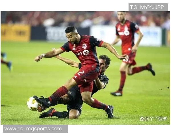 赫拉芬贝赫与凯塞多本赛季表现分析:前者进攻火力强劲后者防守稳固 赫拉芬贝赫与凯塞多本赛季表现分析:前者进攻火力强劲后者防守稳固