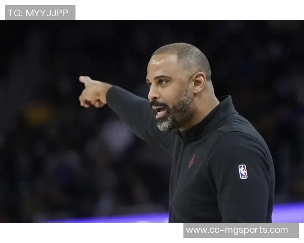 乌度卡谈球队进攻表现称将增加跑动与战术多样性 乌度卡谈球队进攻表现称将增加跑动与战术多样性