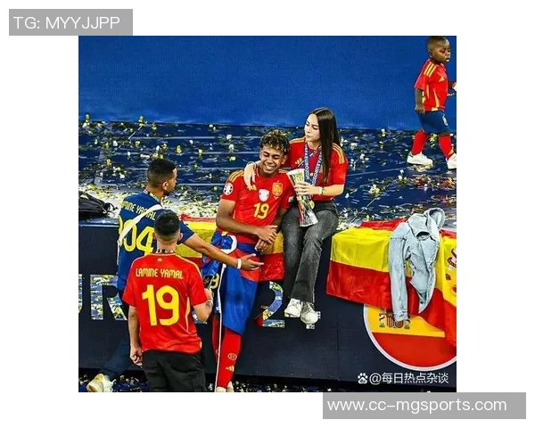 亚马尔母亲合照需先付800欧友人称其谦逊不喜张扬 亚马尔母亲合照需先付800欧友人称其谦逊不喜张扬