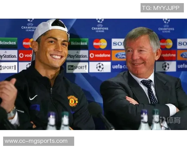 C罗深情回忆弗格森爵士称其为足球生涯的父亲永远铭记恩情 C罗深情回忆弗格森爵士称其为足球生涯的父亲永远铭记恩情