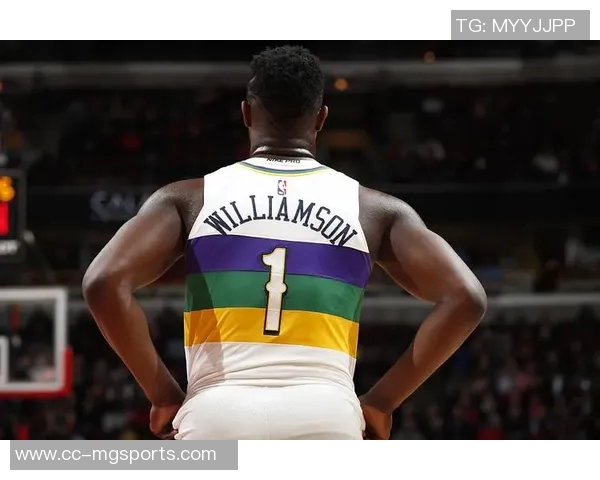 锡安减重后轻盈如燕抢断助攻费尔斯快下暴扣展现惊人实力