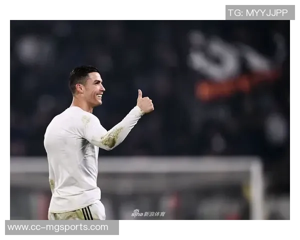 C罗全场表现亮眼7次射门收获2球并贡献高评分86