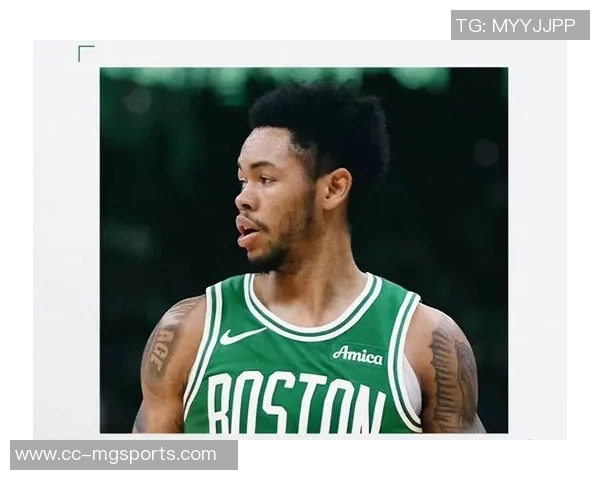 安芬尼西蒙斯表现出色砍下23分马祖拉称其值得更多出场时间