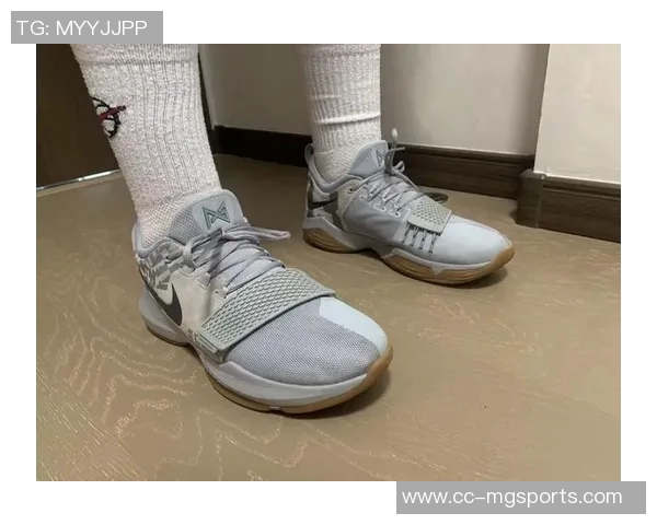 乔治亲自确认PG1签名鞋明年将在中国独家复刻发售 乔治亲自确认PG1签名鞋明年将在中国独家复刻发售