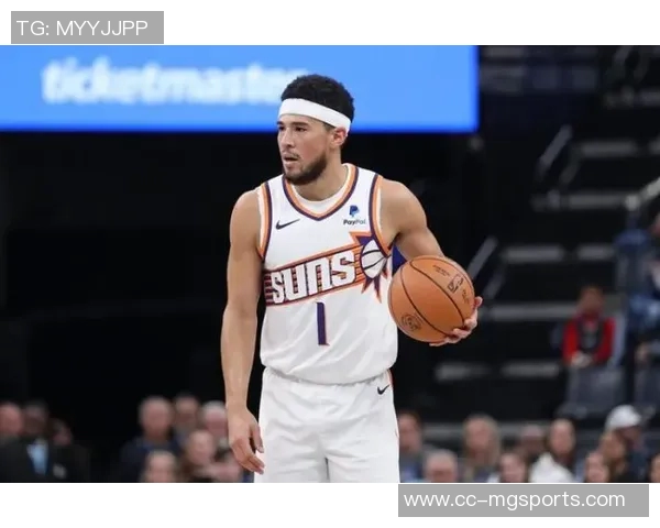 布克被赞为太阳队进攻核心主帅称其组织能力出色